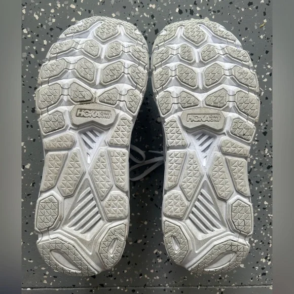 HOKA Clifton 7 men’s white size 12 - Picture 4 of 7